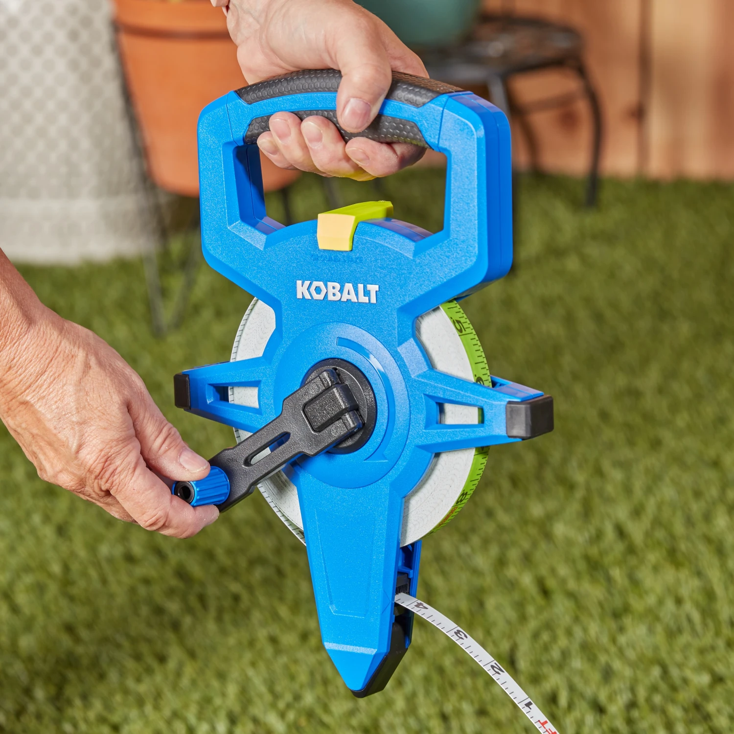 Kobalt 100-ft Long Tape 3 Kobalt 100-ft Long Tape - Image 3