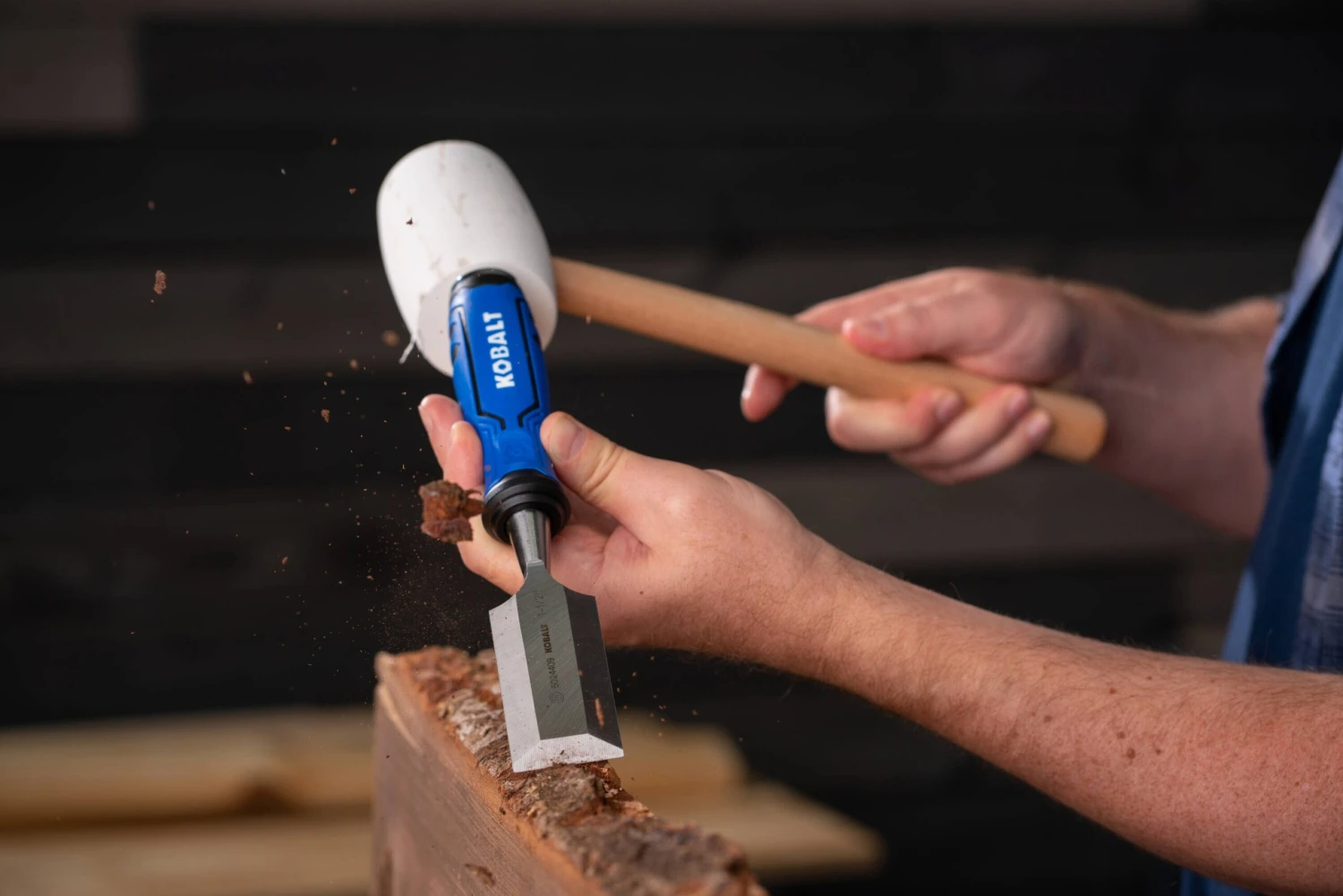 Kobalt 3 -Pack Woodworking Chisel Set 4 Kobalt 3 -Pack Woodworking Chisel Set - Image 4