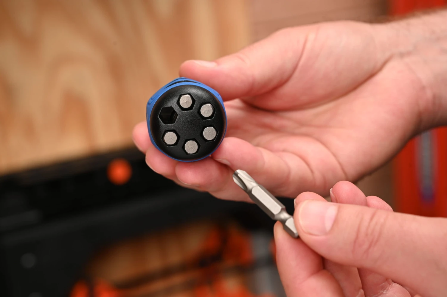 Kobalt Stubby 8 -Piece 2-in Ratcheting Multi-Bit Combination Tip Screwdriver Set 6 Kobalt Stubby 8 -Piece 2-in Ratcheting Multi-Bit Combination Tip Screwdriver Set - Image 6