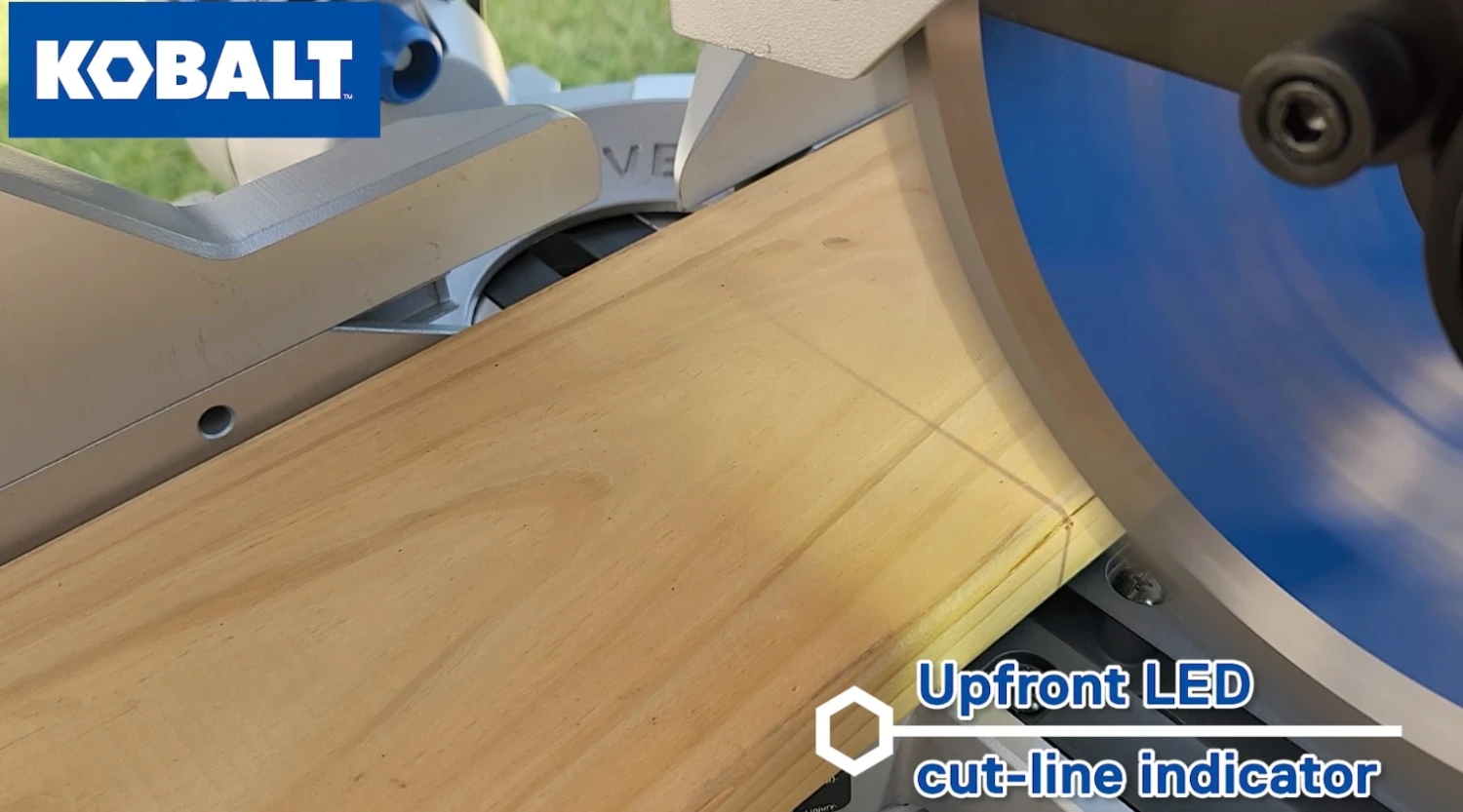 Kobalt Compact 10-in 15-Amp Dual Bevel Sliding Compound Corded Miter Saw 10 Kobalt Compact 10-in 15-Amp Dual Bevel Sliding Compound Corded Miter Saw - Image 10