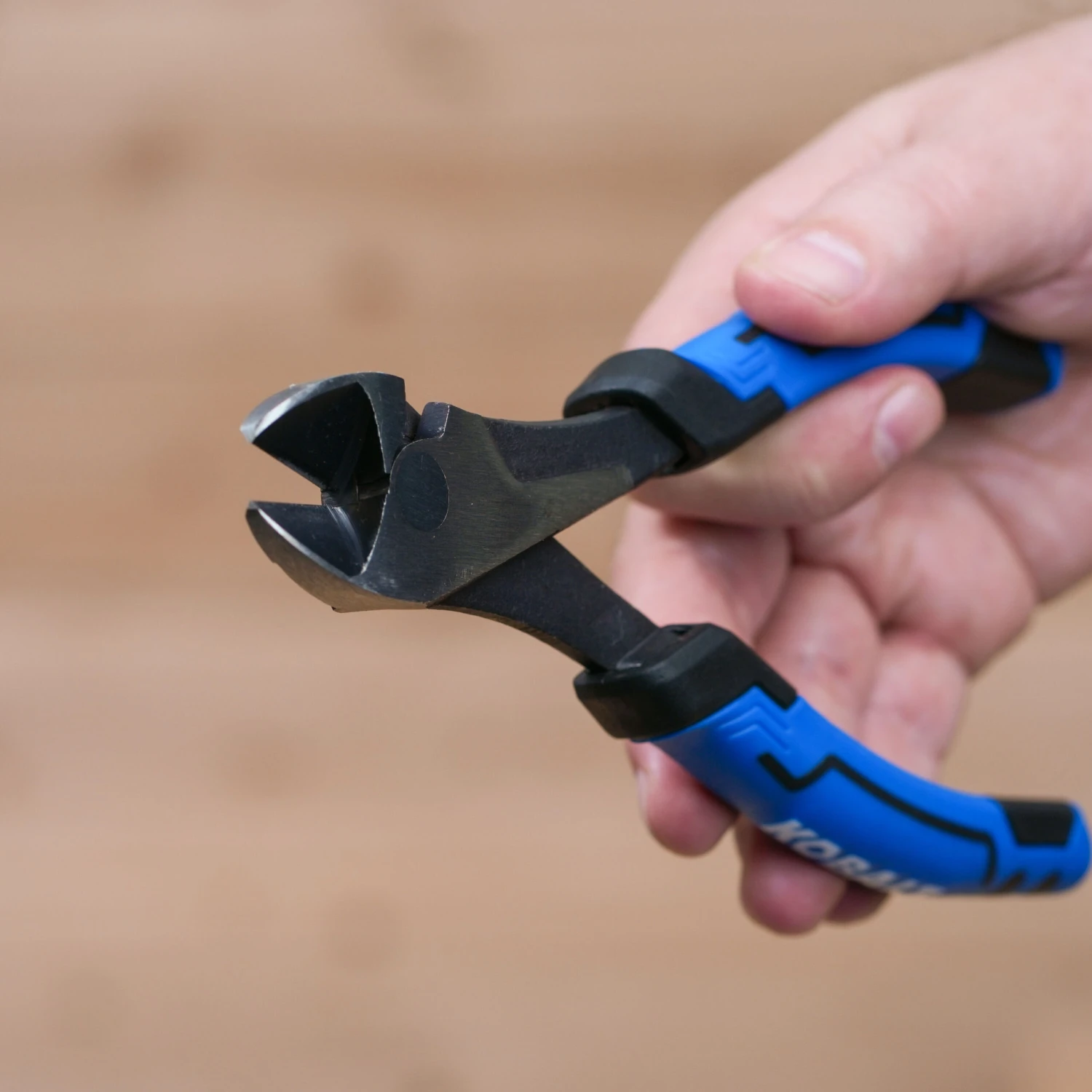 Kobalt 7-in Diagonal Cutting Pliers 7 Kobalt 7-in Diagonal Cutting Pliers - Image 7