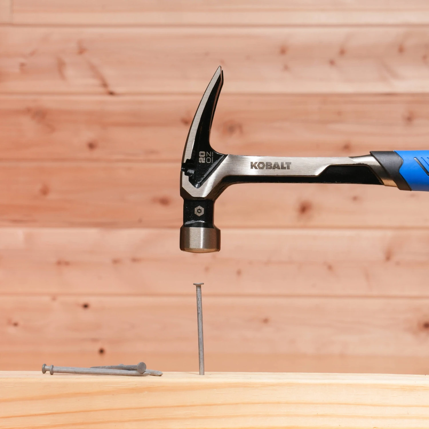 Kobalt 20 -oz Steel Head Steel Handle Rip Claw Hammer 5 Kobalt 20 -oz Steel Head Steel Handle Rip Claw Hammer - Image 5