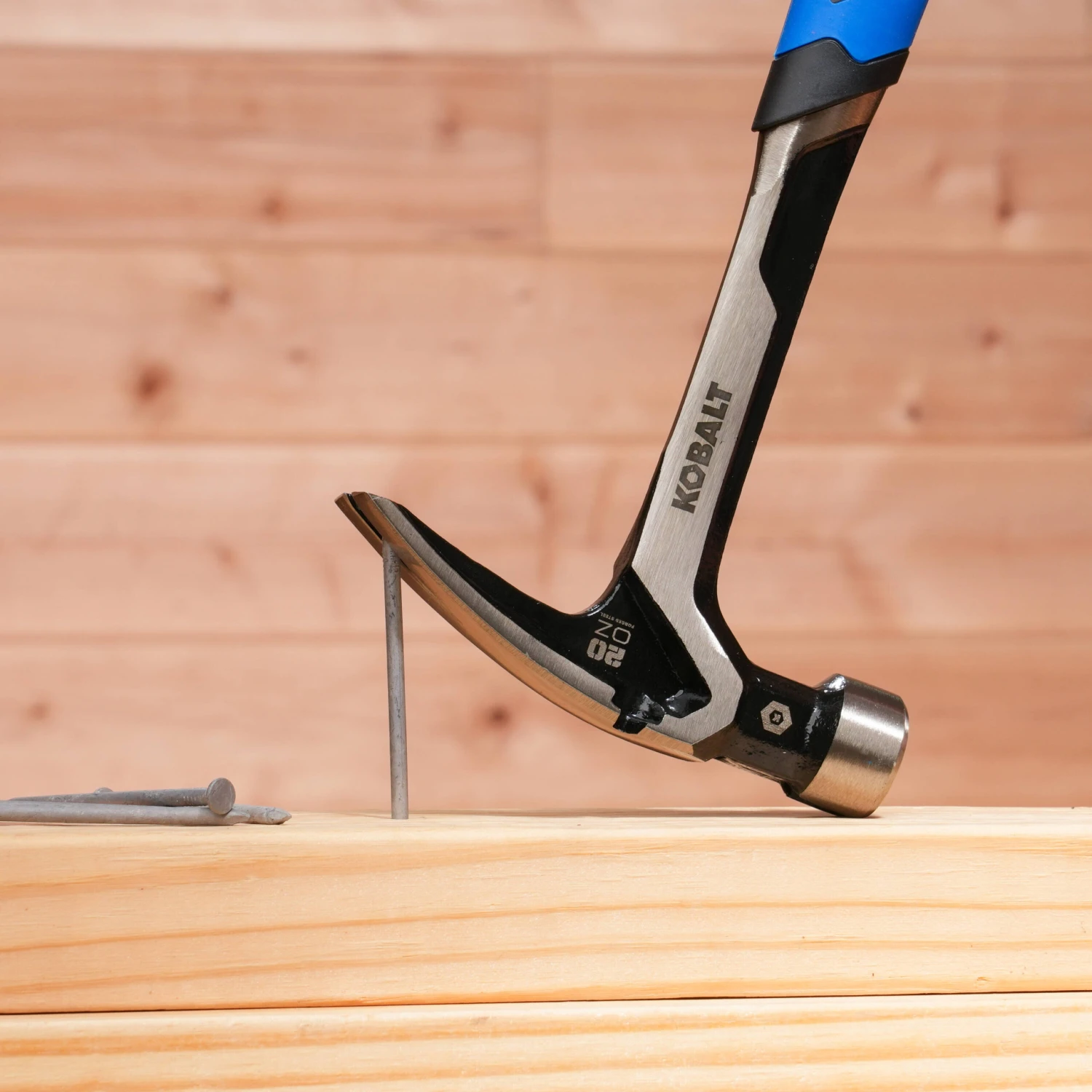 Kobalt 20 -oz Steel Head Steel Handle Rip Claw Hammer 6 Kobalt 20 -oz Steel Head Steel Handle Rip Claw Hammer - Image 6