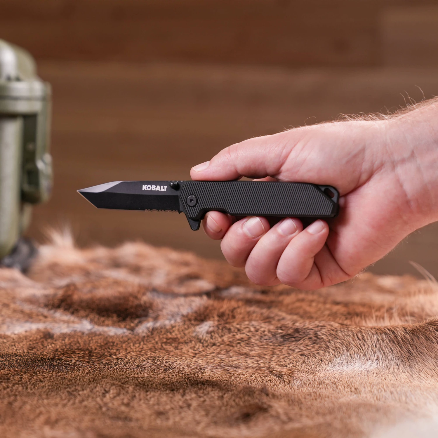 Kobalt 3.5-in Stainless Steel Flip-out Pocket Knife 5 Kobalt 3.5-in Stainless Steel Flip-out Pocket Knife - Image 5